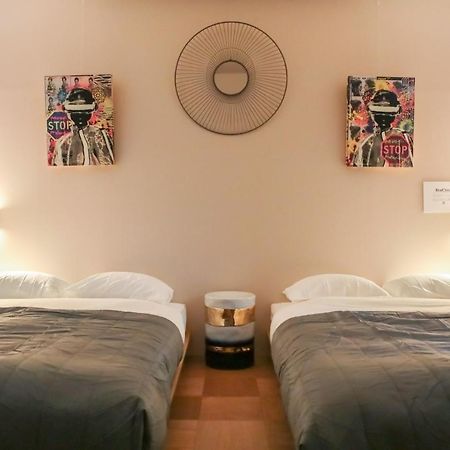 D3 Hotel Gallery3 Осака Екстериор снимка